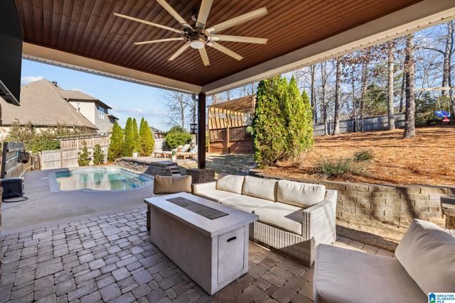 204 ESSEX DRIVE, Sterrett, AL 35147