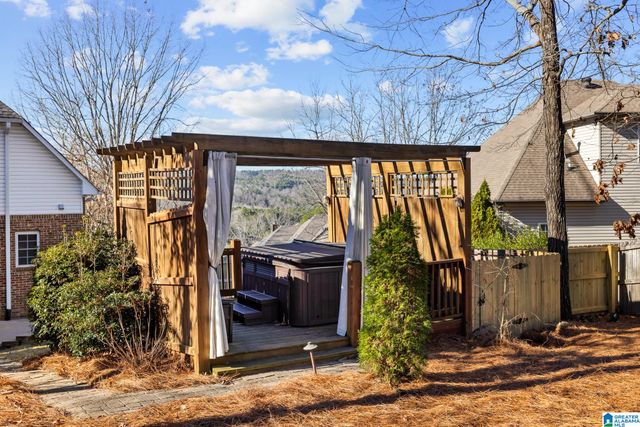 204 ESSEX DRIVE, Sterrett, AL 35147