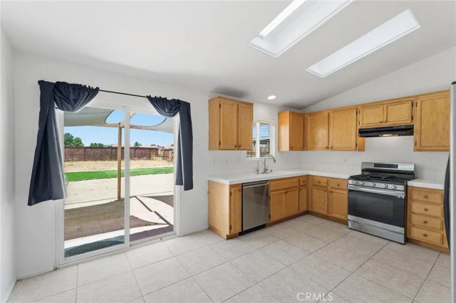 14604 Palm Street, Adelanto, CA 92301