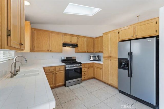 14604 Palm Street, Adelanto, CA 92301