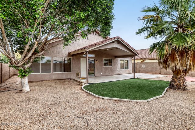 311 E LAREDO Avenue, Gilbert, AZ 85296