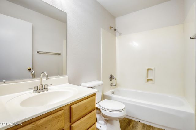 311 E LAREDO Avenue, Gilbert, AZ 85296