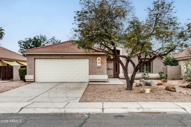 311 E LAREDO Avenue, Gilbert, AZ 85296