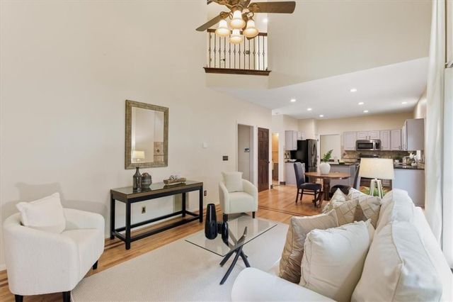 535 Tumbling Creek Drive, Alpharetta, GA 30005