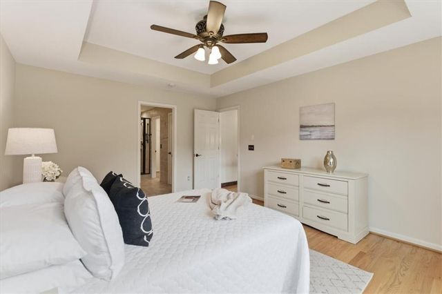 535 Tumbling Creek Drive, Alpharetta, GA 30005