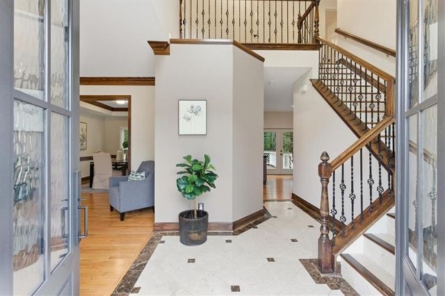 535 Tumbling Creek Drive, Alpharetta, GA 30005