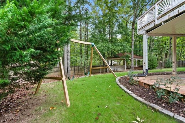 535 Tumbling Creek Drive, Alpharetta, GA 30005