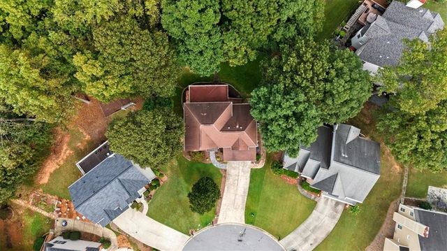 535 Tumbling Creek Drive, Alpharetta, GA 30005