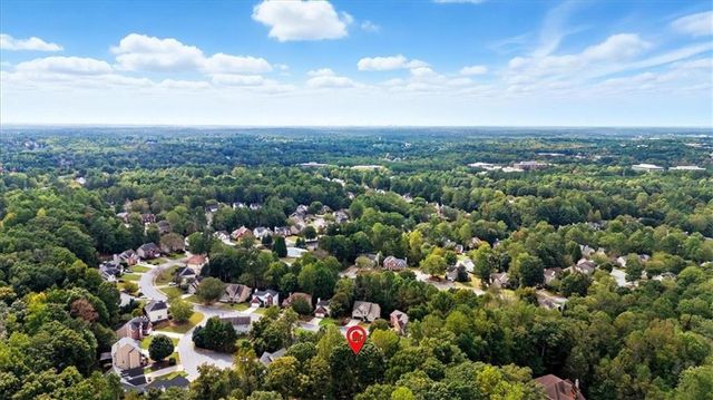 535 Tumbling Creek Drive, Alpharetta, GA 30005