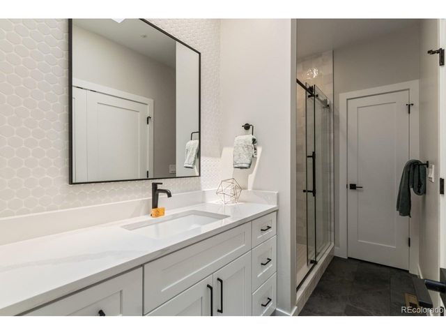 2552 E Alameda Ave 92, Denver, CO 80209