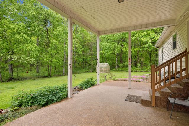 4840 Pyles Rd, Chapel Hill, TN 37034