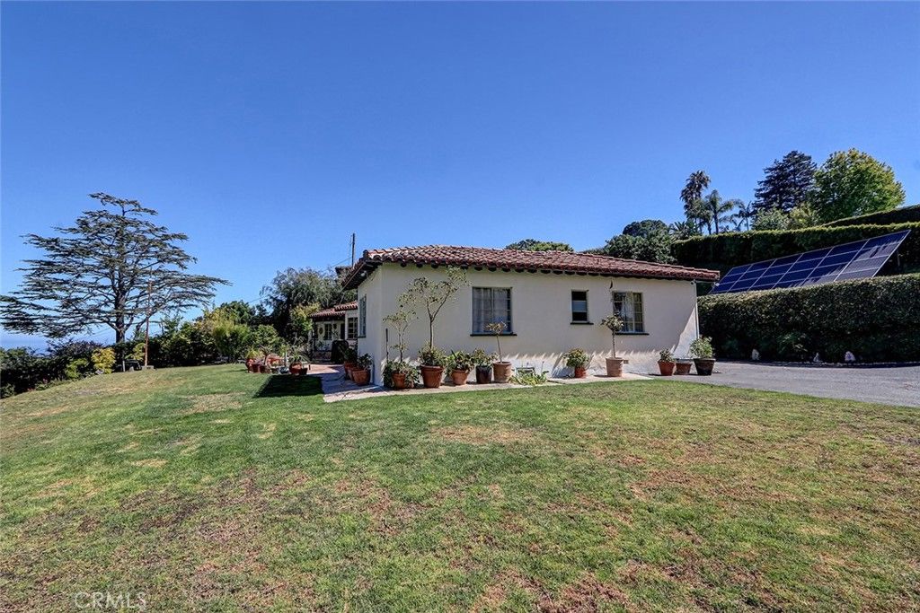 Image 12 of property listing at 25 Headland Drive, Rancho Palos Verdes, CA 90275
