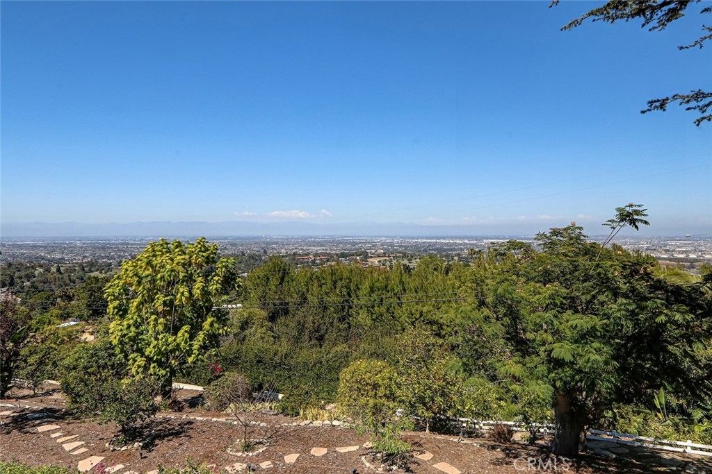 Image 44 of property listing at 25 Headland Drive, Rancho Palos Verdes, CA 90275