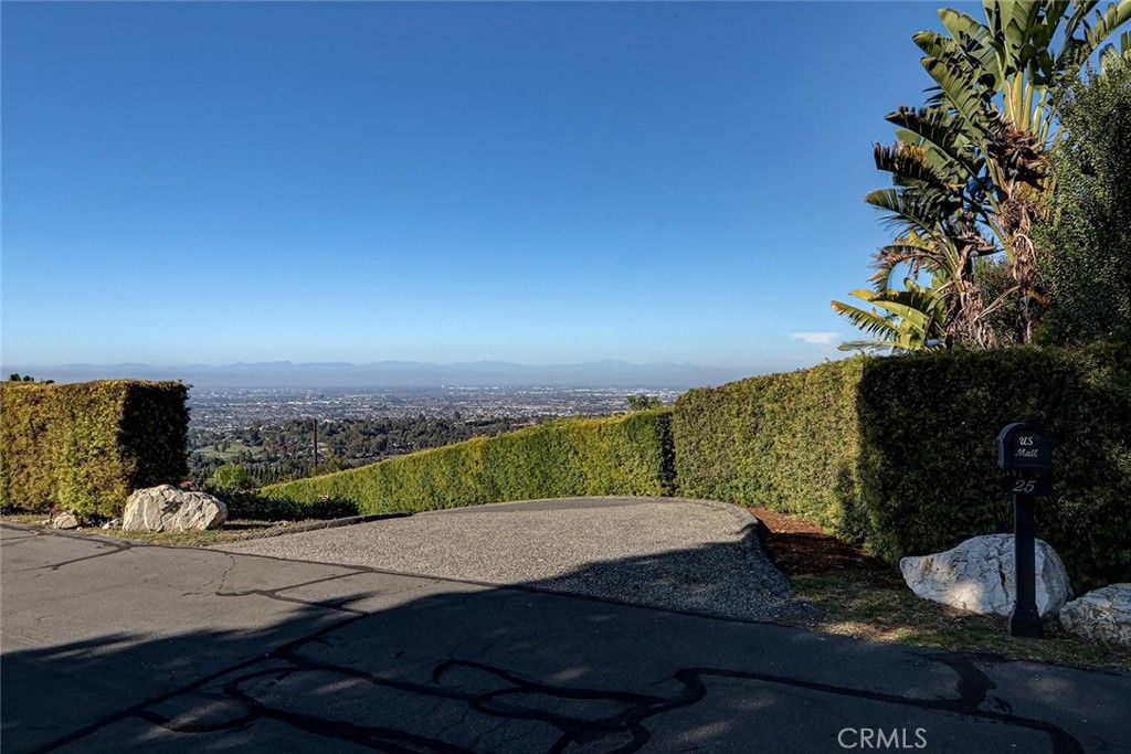 Image 46 of property listing at 25 Headland Drive, Rancho Palos Verdes, CA 90275