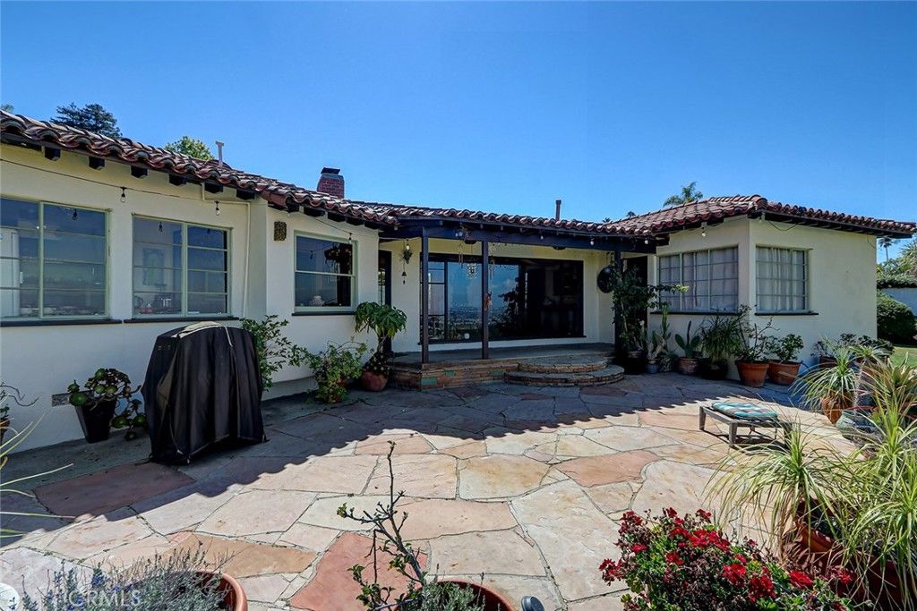 Image 5 of property listing at 25 Headland Drive, Rancho Palos Verdes, CA 90275