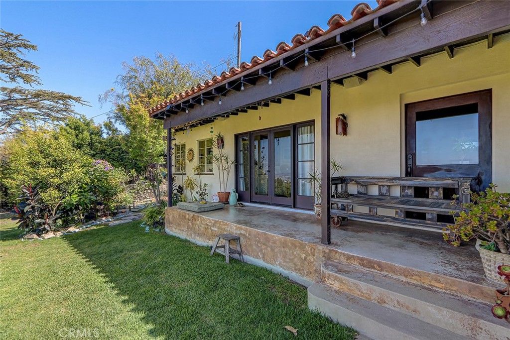 Image 7 of property listing at 25 Headland Drive, Rancho Palos Verdes, CA 90275