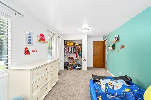 10816 E 31st Ave, Spokane Valley, WA 99206