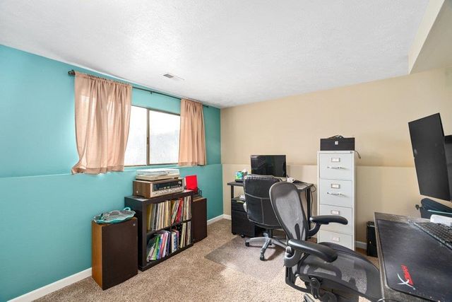 10816 E 31st Ave, Spokane Valley, WA 99206