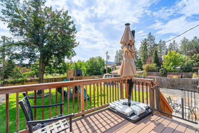 10816 E 31st Ave, Spokane Valley, WA 99206