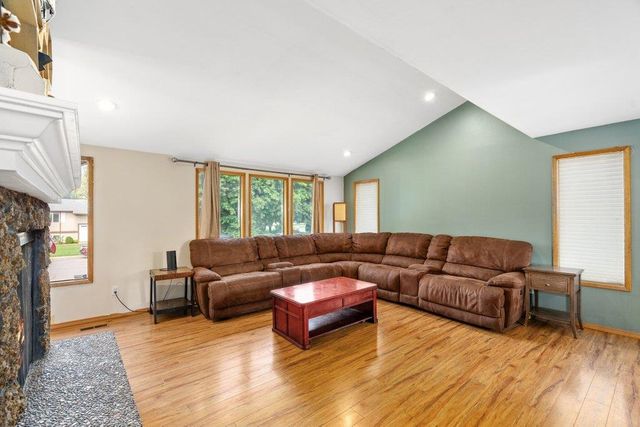 10816 E 31st Ave, Spokane Valley, WA 99206