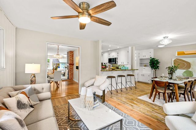 17529 Mayflower Drive, Castro Valley, CA 94546