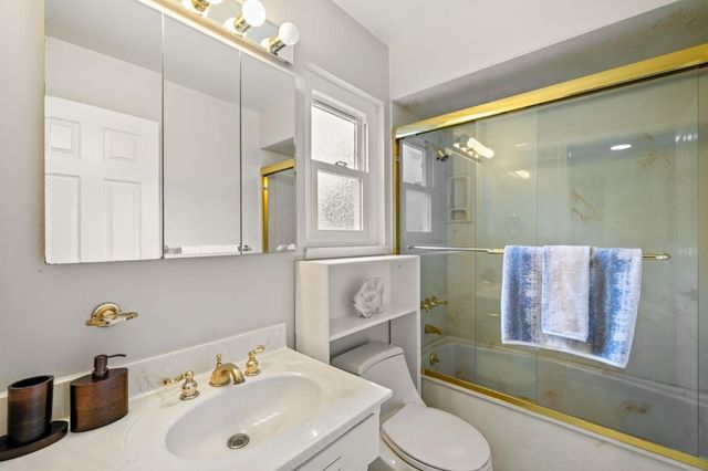 17529 Mayflower Drive, Castro Valley, CA 94546