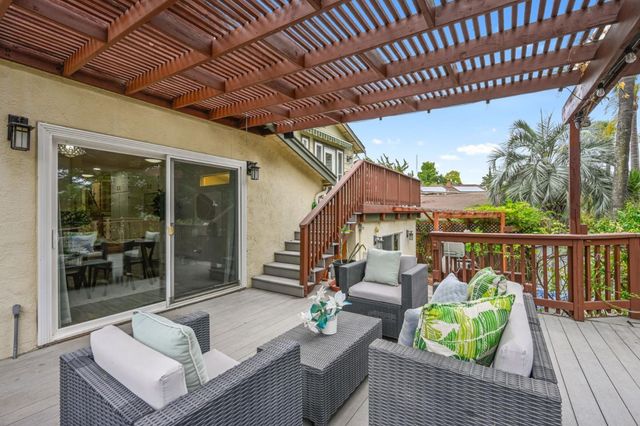 17529 Mayflower Drive, Castro Valley, CA 94546