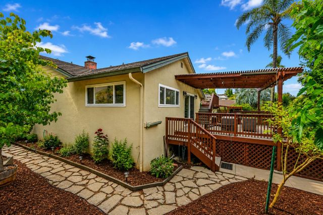 17529 Mayflower Drive, Castro Valley, CA 94546