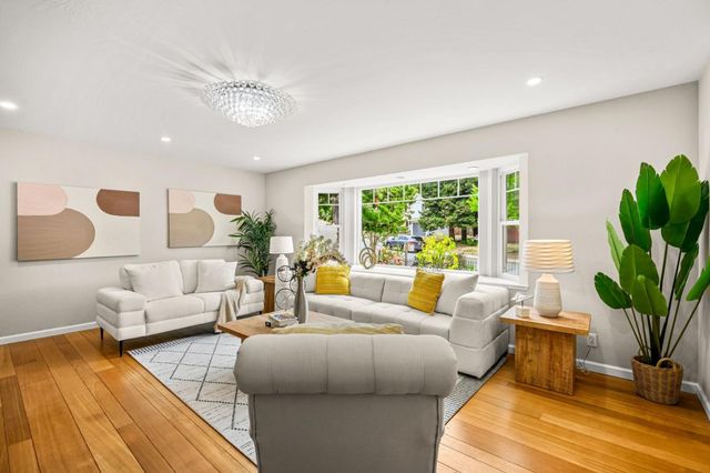 17529 Mayflower Drive, Castro Valley, CA 94546