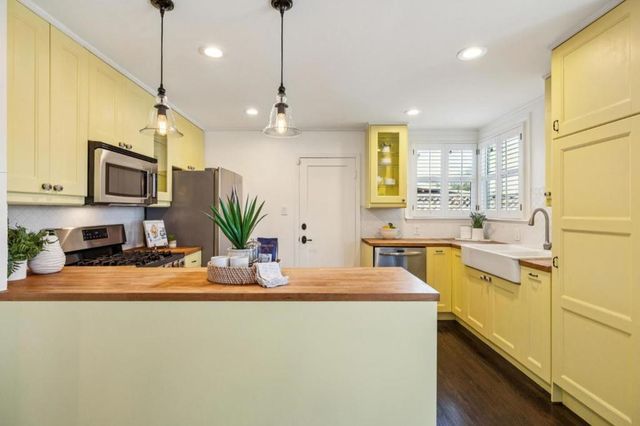 240 N Humboldt Street, San Mateo, CA 94401