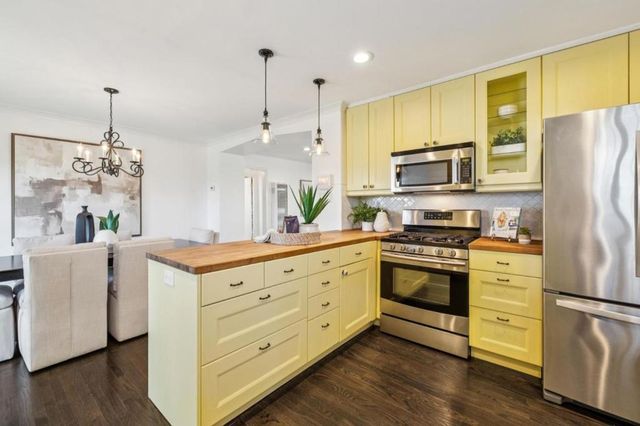 240 N Humboldt Street, San Mateo, CA 94401