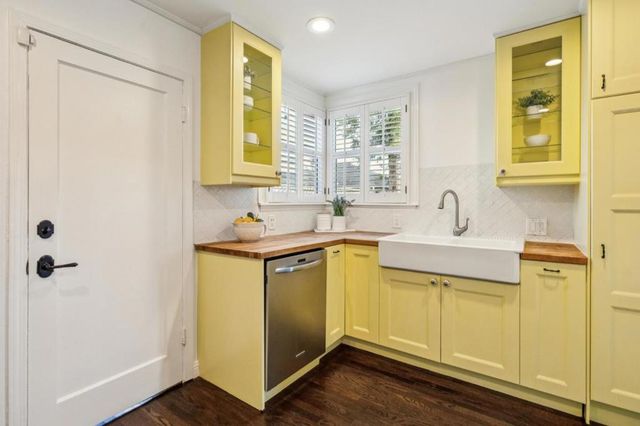 240 N Humboldt Street, San Mateo, CA 94401