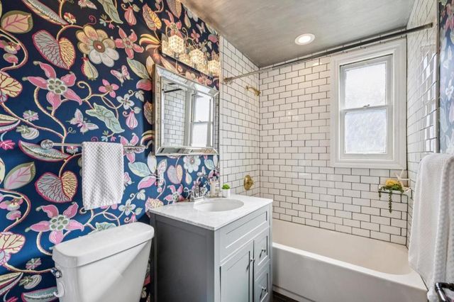 240 N Humboldt Street, San Mateo, CA 94401