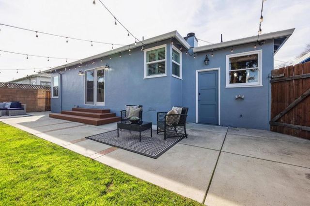 240 N Humboldt Street, San Mateo, CA 94401