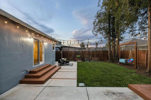 240 N Humboldt Street, San Mateo, CA 94401