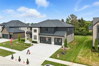 50701 Mistwood Drive, Macomb Township, MI 48042