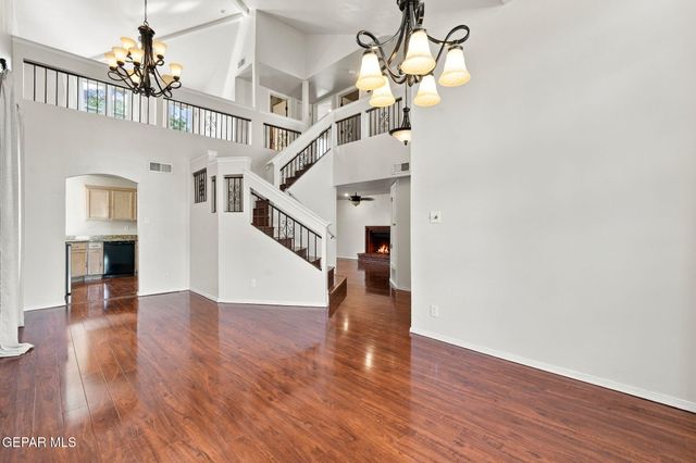 5368 ROGER MARIS Drive, El Paso, TX 79934