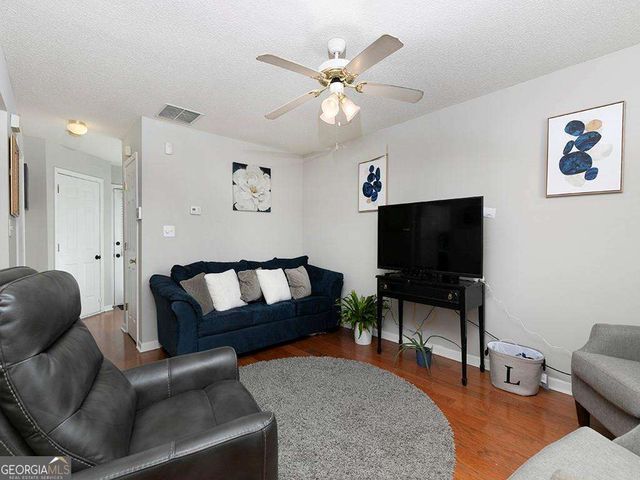 253 Gallant Court SE 17, Mableton, GA 30126