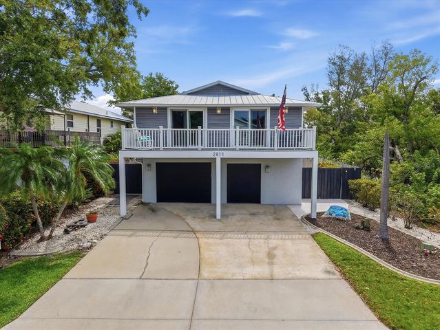2811 AVENUE C, Holmes Beach, FL 34217