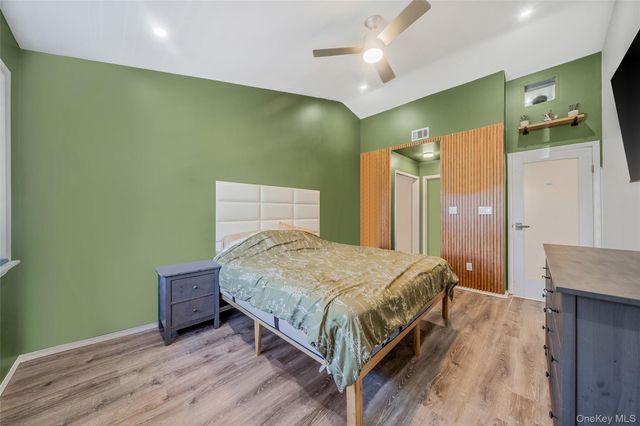 2 Clubhouse Circle, Central Islip, NY 11722