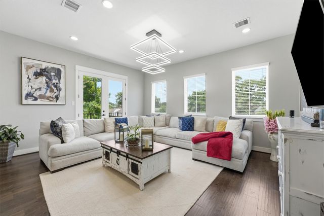 920 Thornton Road G, Houston, TX 77018