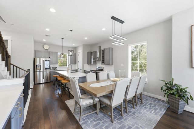 920 Thornton Road G, Houston, TX 77018