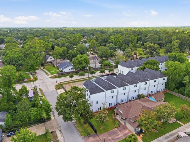 920 Thornton Road G, Houston, TX 77018