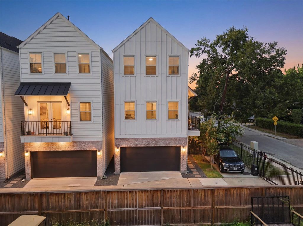920 Thornton Road G, Houston, TX 77018