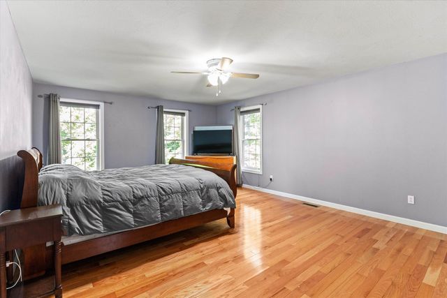34 Chestnut Drive, Allenstown, NH 03275