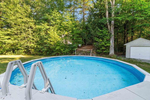 34 Chestnut Drive, Allenstown, NH 03275