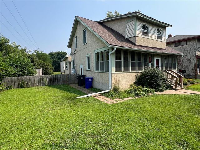 914 Charlotte Street, Saint Paul, MN 55104