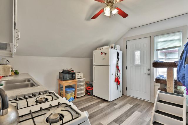 914 Charlotte Street, Saint Paul, MN 55104