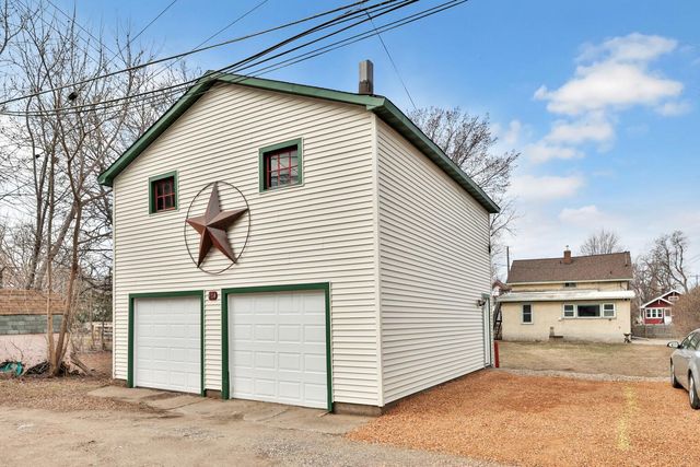 914 Charlotte Street, Saint Paul, MN 55104