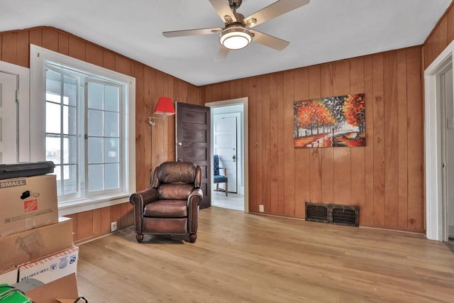 914 Charlotte Street, Saint Paul, MN 55104